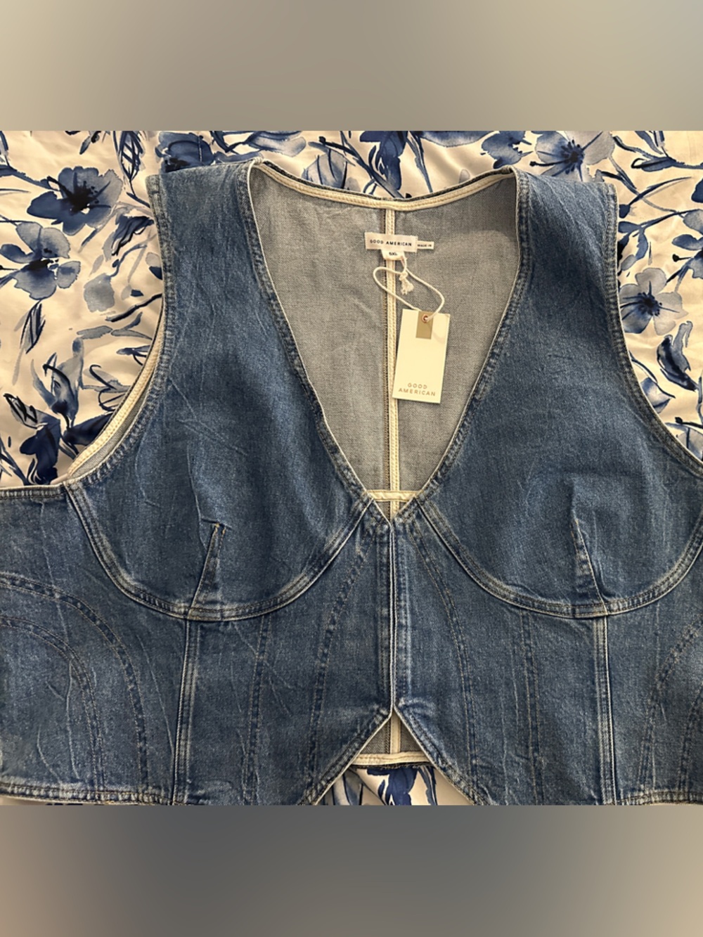 GOOD AMERICAN Denim Vest - Picture 2 of 5